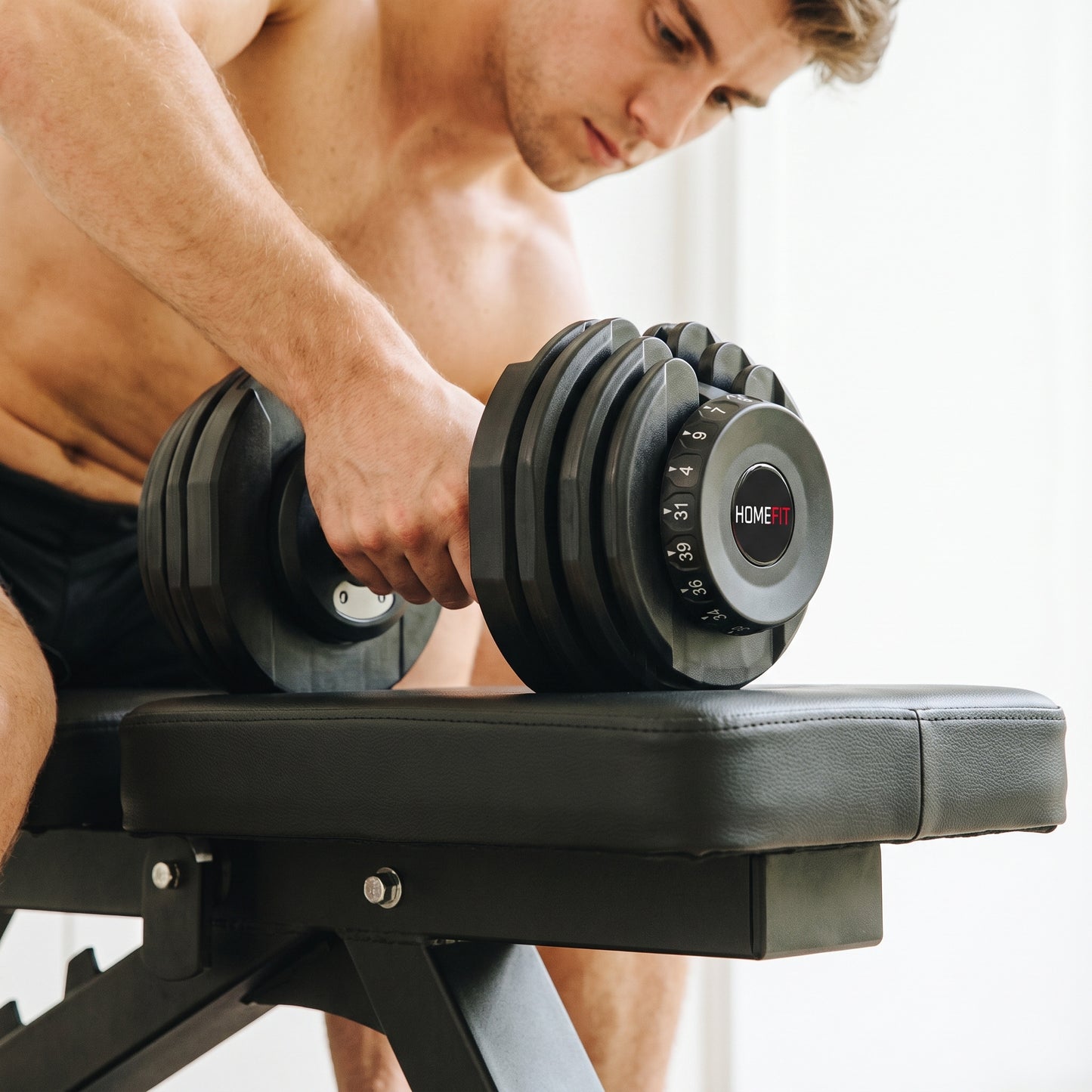 Haltère Réglable Homefit IronFlex 4,5 à 40,8 kg – 17 Niveaux de Poids – Réglage Rapide – Socle Inclus